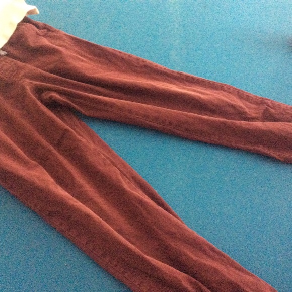 Red and white polo with pants - Picture 2 of 2